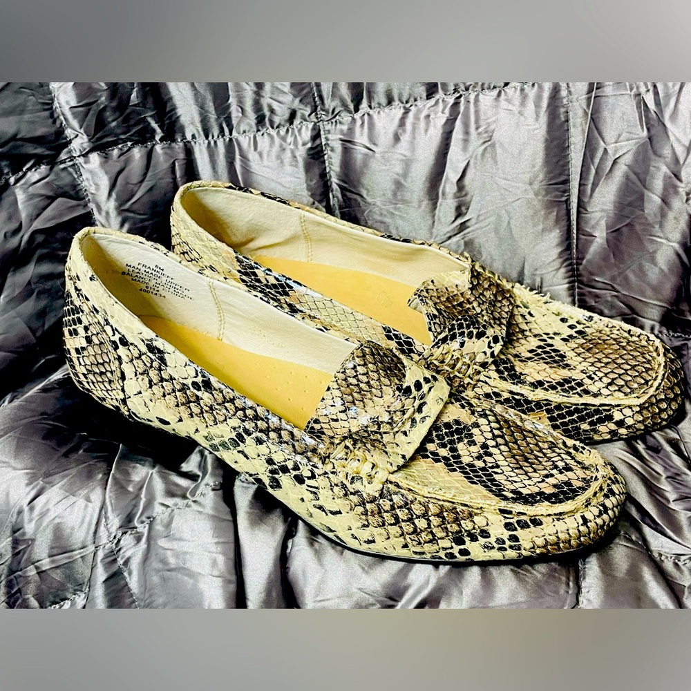 Nine West “Frankieff Python Print” Loafers, Size 8, Great condition.